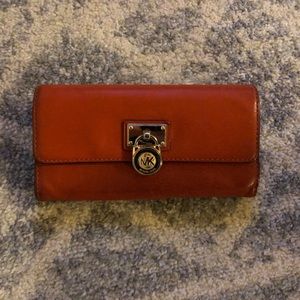 Michael Kors Hamilton Flap Leather Wallet
